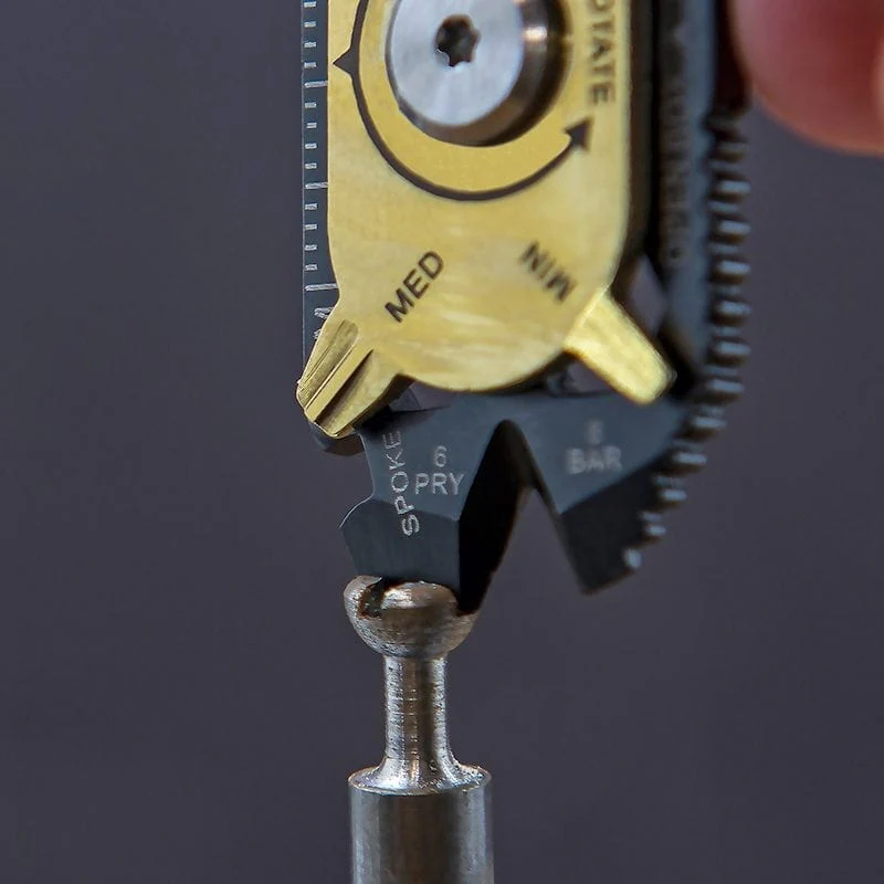 True Utility FIXR 20 in 1 MultiTool