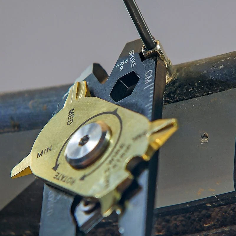 True Utility FIXR 20 in 1 MultiTool