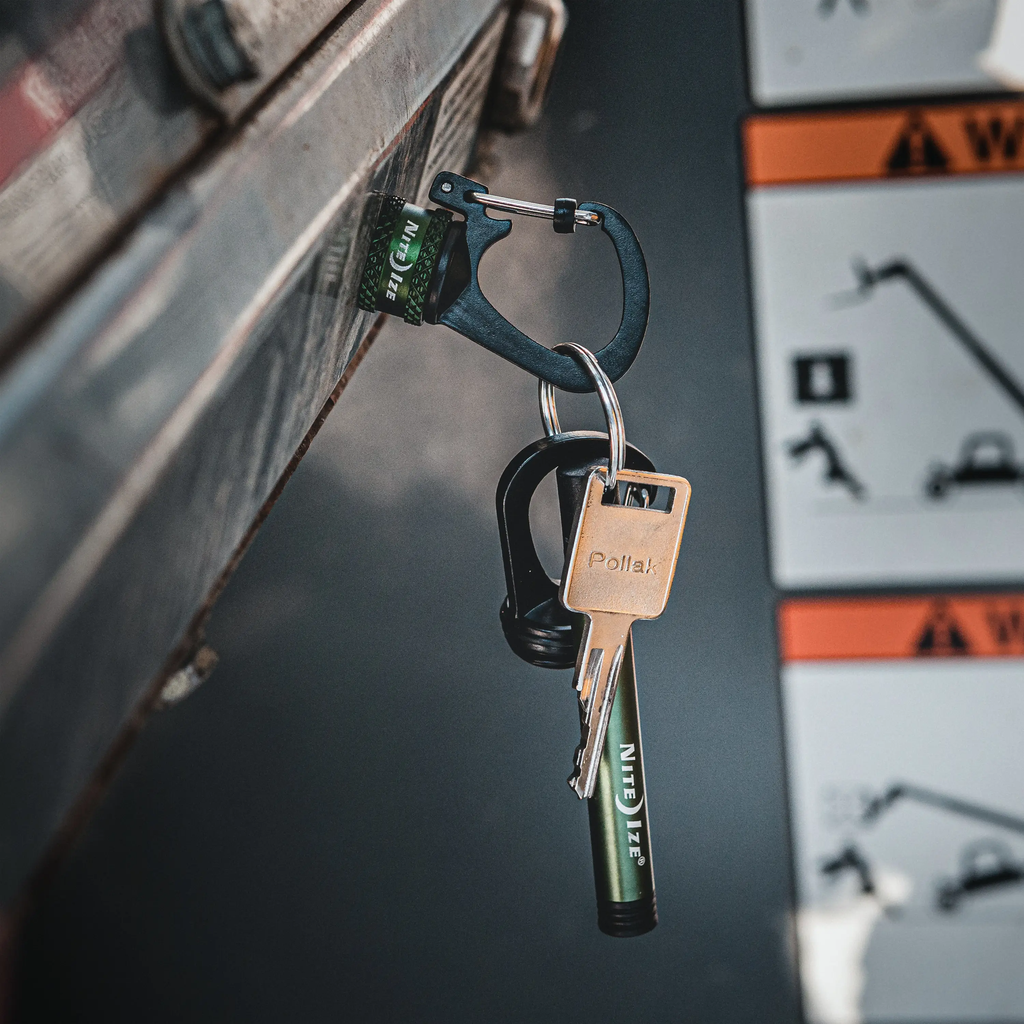 Nite Ize SlideLock® 360° Magnetic Locking Dual Carabiner - Olive
