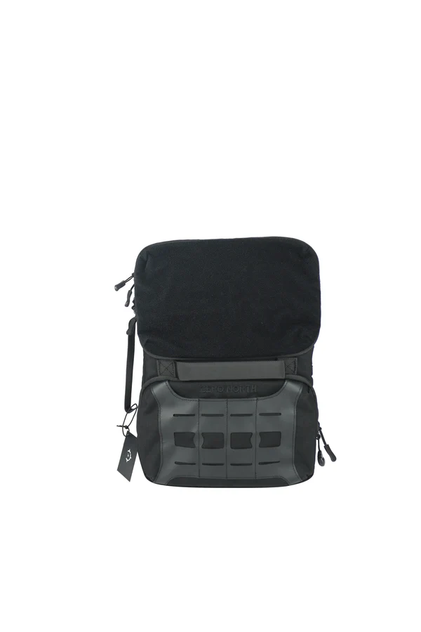 Zero North IPad Magnetic Pouch 13"